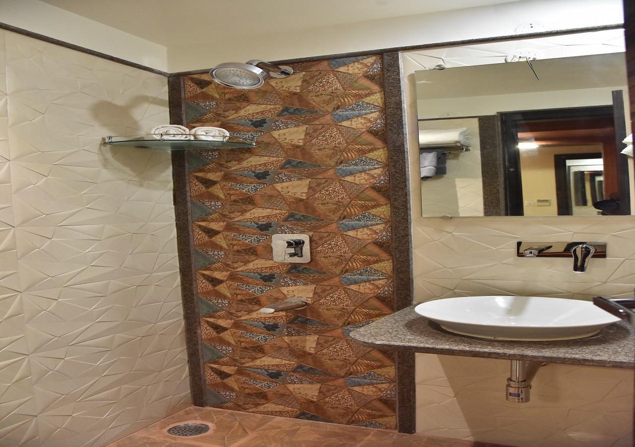 Hotel Rk Grand Bénarès Extérieur photo